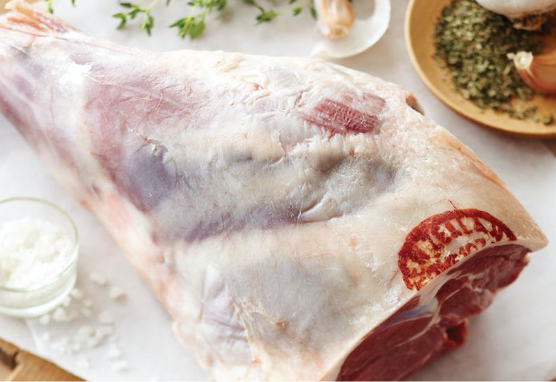 HOW TO COOK A LAMB LEG